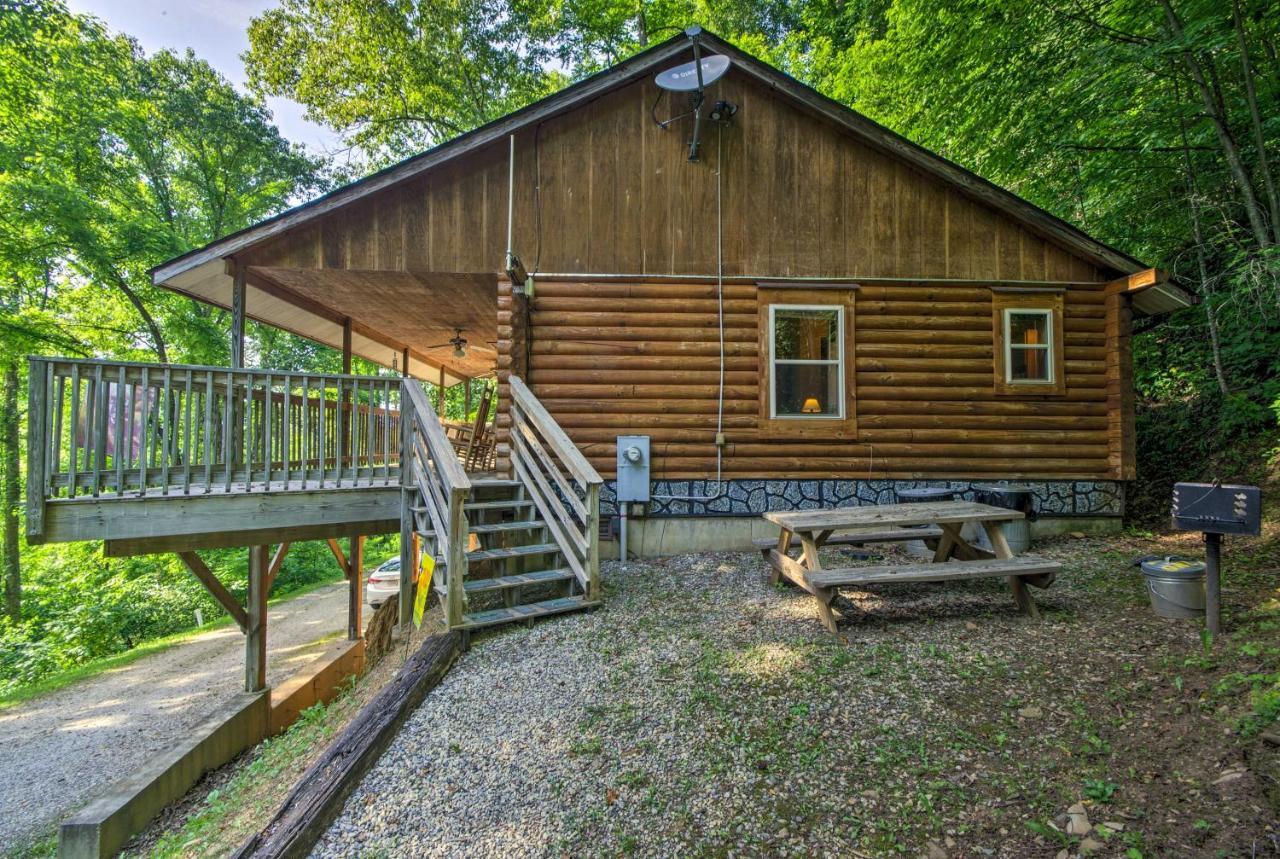 Cozy Deer Glen Cabin With Private Hot Tub And Porch! Bryson City Exteriör bild
